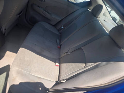 2014 Nissan Versa 1.6 SV