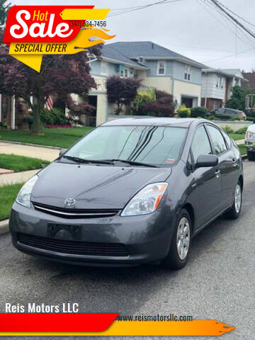 2007 Toyota Prius for sale at Reis Motors LLC in Lawrence NY