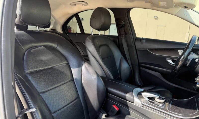 2016 Mercedes-Benz C-Class