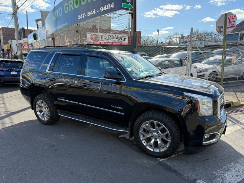 2016 GMC Yukon SLT photo 3