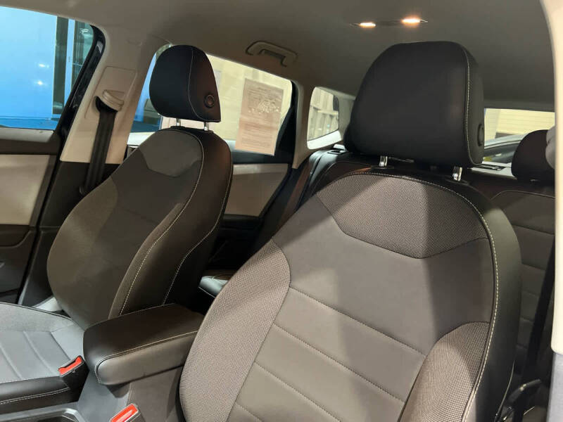 2022 Volkswagen Taos SE 4Motion