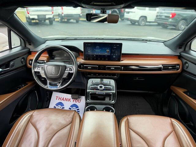 2022 Lincoln Nautilus Reserve