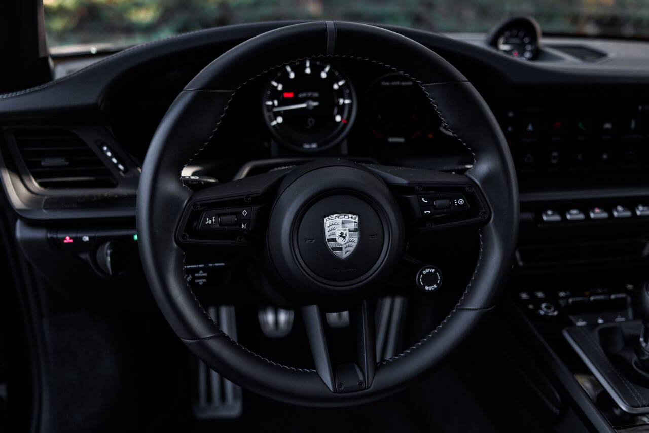 2022 Porsche 911 25