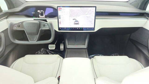 2022 Tesla Model X Plaid