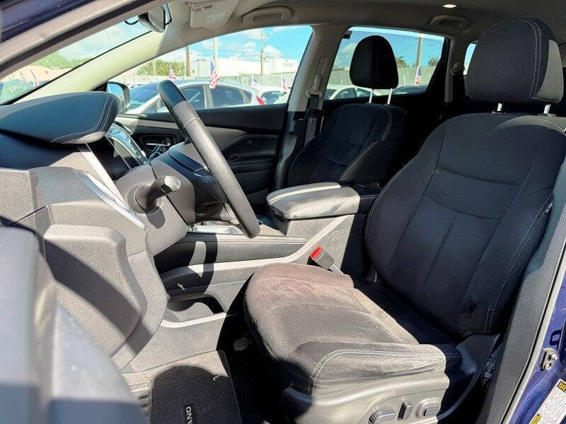 2020 Nissan Murano SV