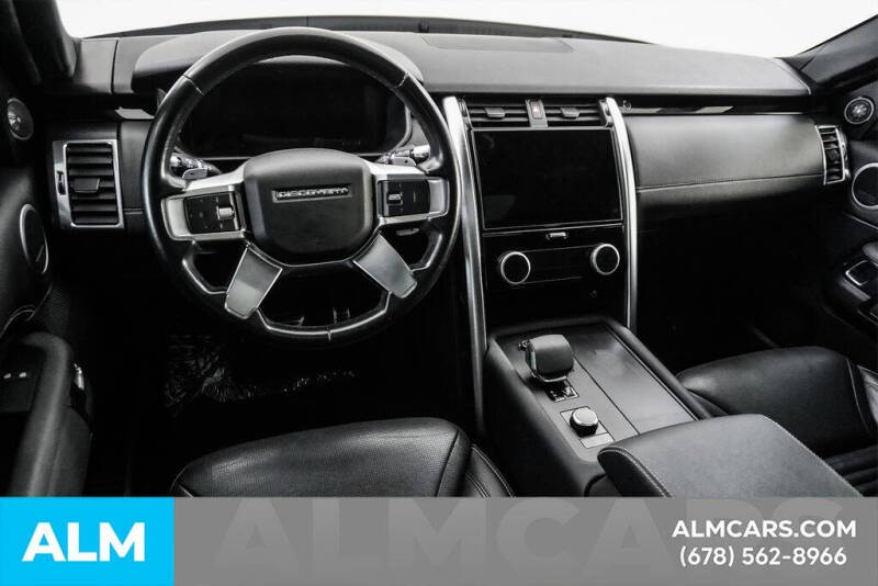 2022 Land Rover Discovery P300 S R-Dynamic