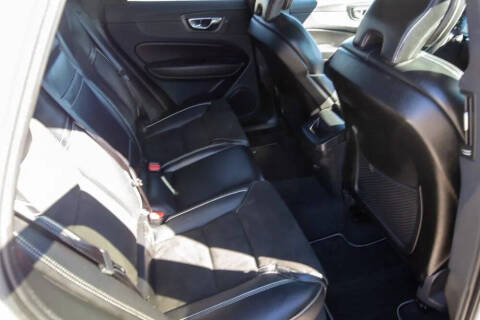 2019 Volvo XC60 T5 R-Design