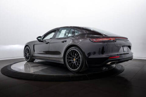 2017 Porsche Panamera