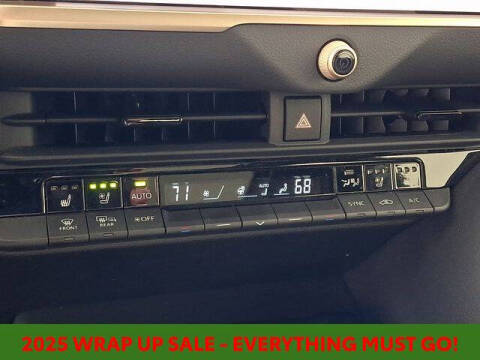 2025 Toyota Crown Platinum