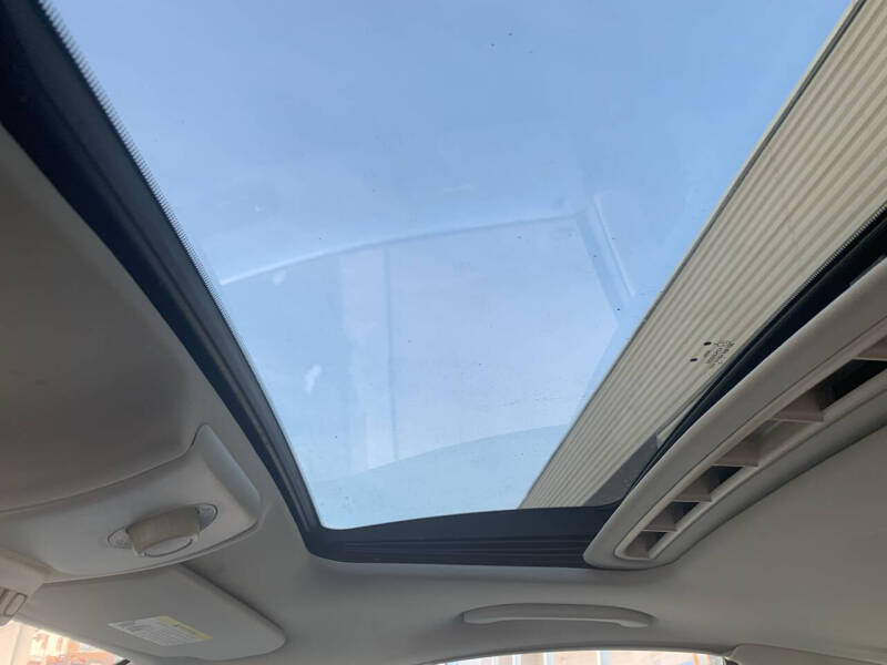 2010 Volkswagen New Beetle Base PZEV