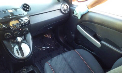 2012 Mazda MAZDA2 Touring