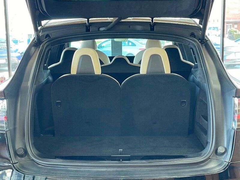 2023 Tesla Model X