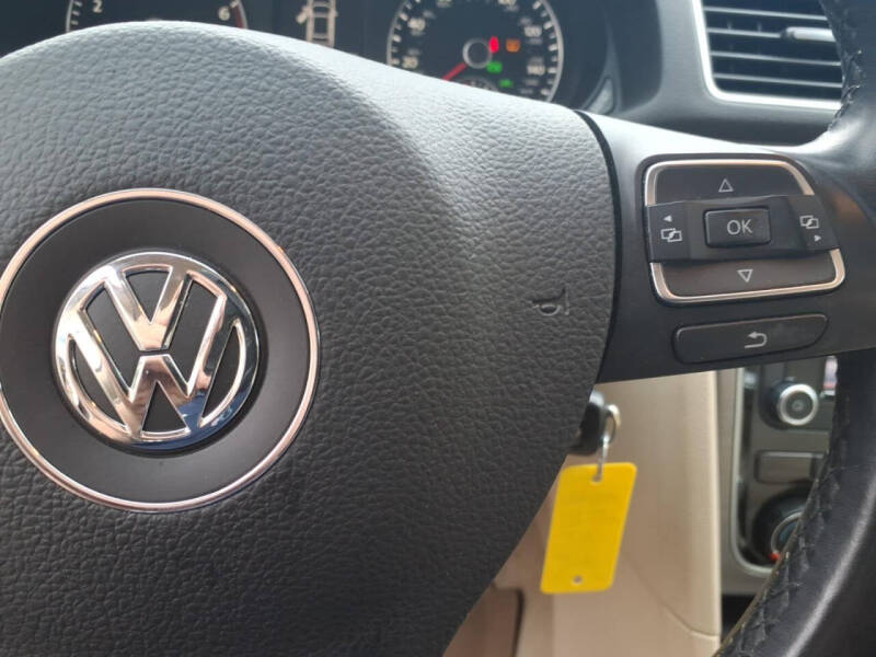 2014 Volkswagen Passat