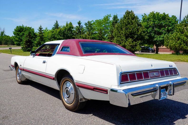 1976 Ford Thunderbird