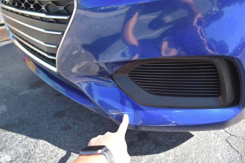 2019 Hyundai Accent SE