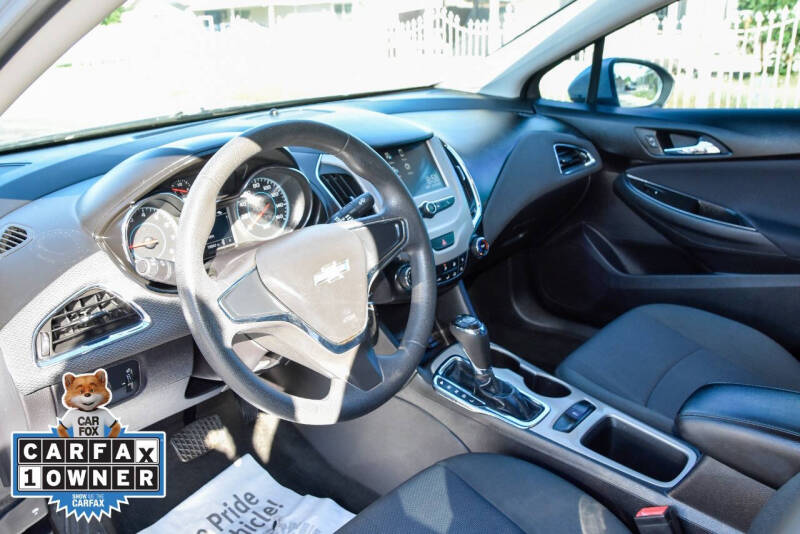 2017 Chevrolet Cruze LS Auto