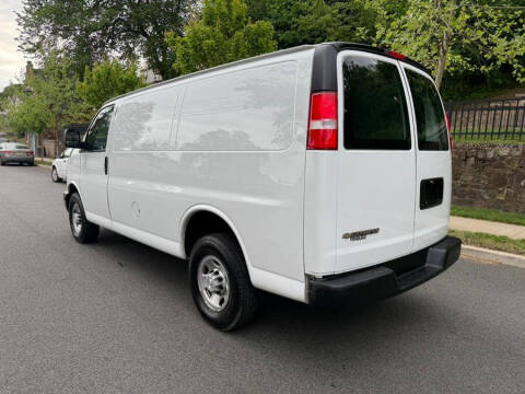 2018 Chevrolet Express 2500