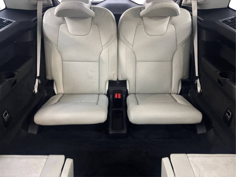 2020 Volvo XC90 T6 Inscription 6-Passenger