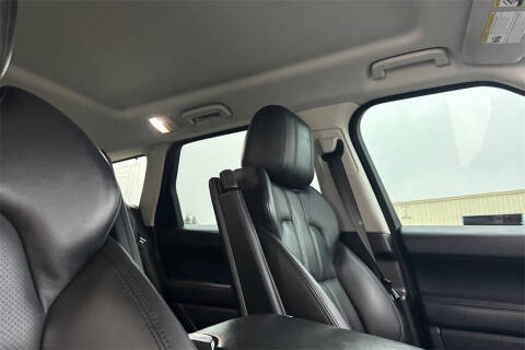 2017 Land Rover Range Rover Sport SE