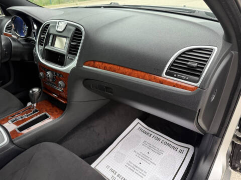 2012 Chrysler 300