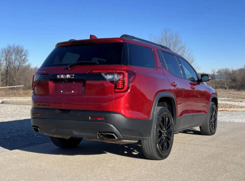 2022 GMC Acadia SLT
