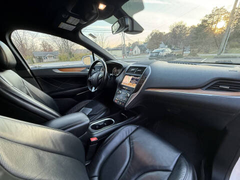 2019 Lincoln MKC Select