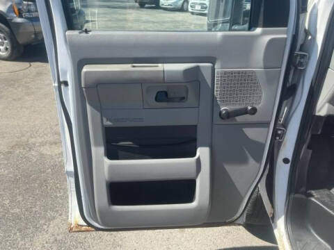 2009 Ford E-Series E-250