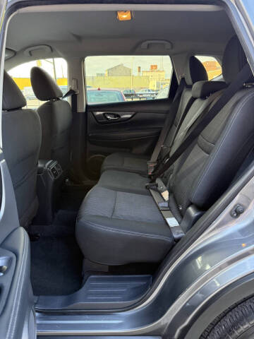 2017 Nissan Rogue SV