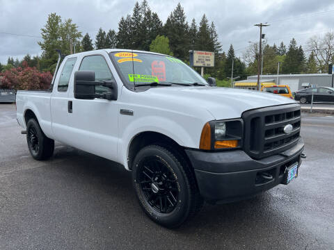 2006 Ford F-350 Super Duty for sale at Freeborn Motors in Lafayette OR