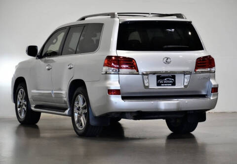 2014 Lexus LX 570