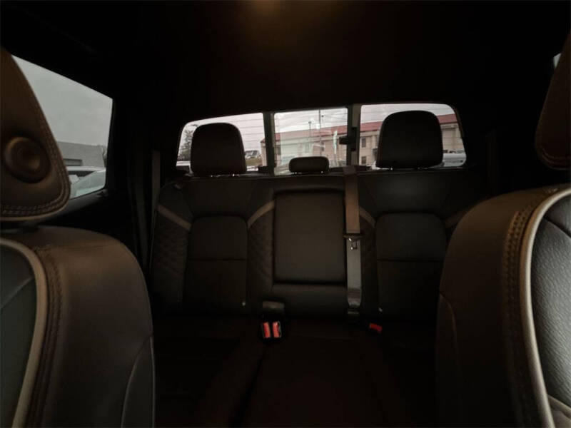 2024 GMC Canyon Denali