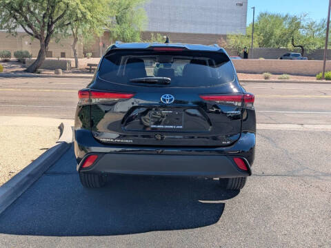 2021 Toyota Highlander Hybrid XLE