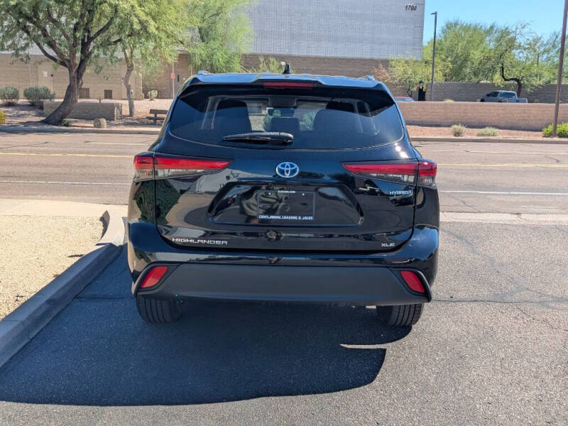 2021 Toyota Highlander Hybrid XLE