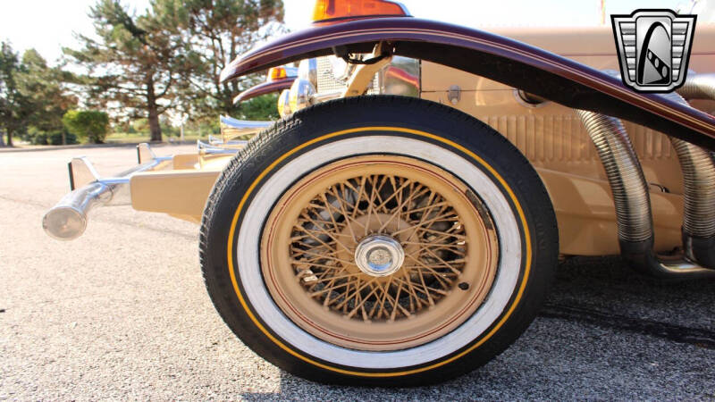 1974 Excalibur Phaeton