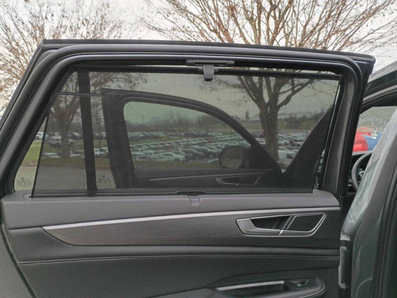 2025 Volkswagen Atlas Cross Sport SE 4Motion