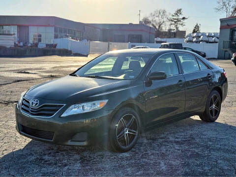 2010 Toyota Camry for sale at ERS Motors, LLC. in Bridgeton MO