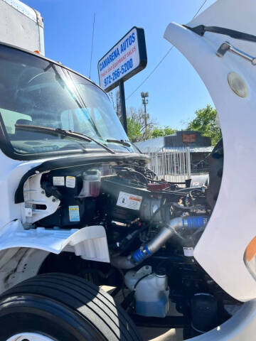 2013 Freightliner M2 106