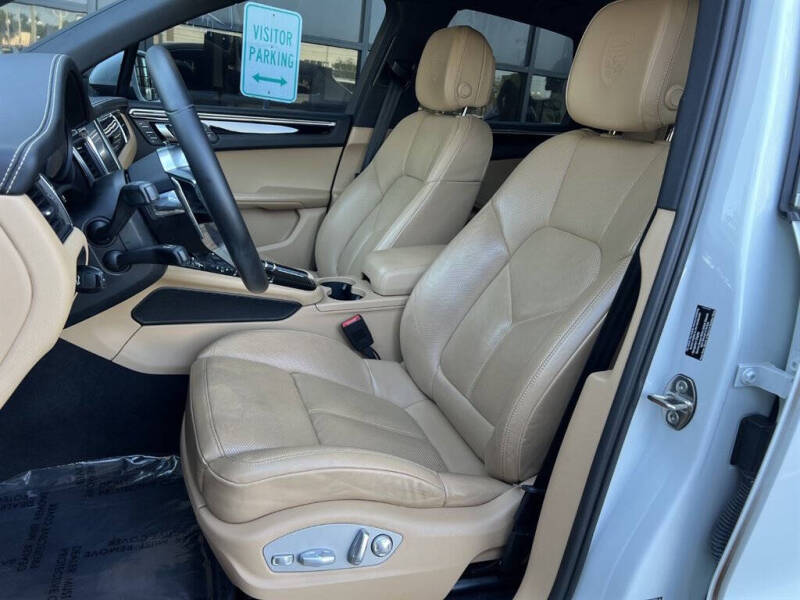 2017 Porsche Macan S