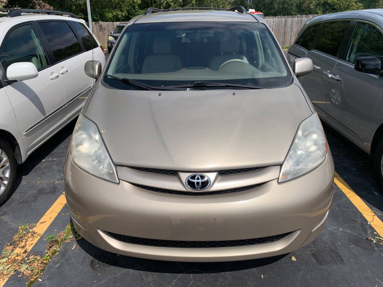 2010 Toyota Sienna for sale at Sawan Auto Sales Inc in Palatine, IL