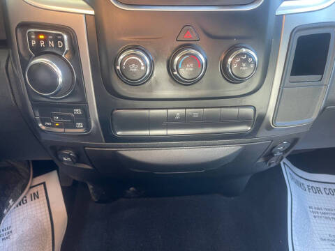 2021 RAM 1500 Classic SLT