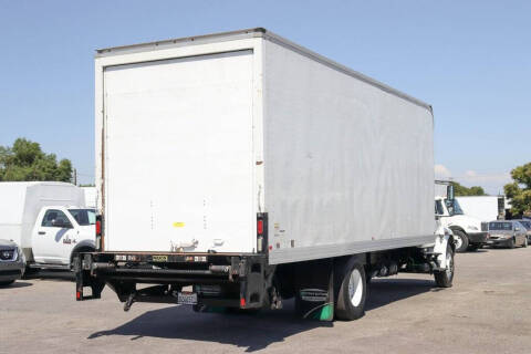 2018 International DuraStar 4300