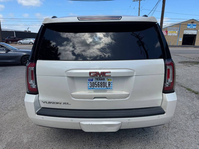 2015 GMC Yukon XL SLT