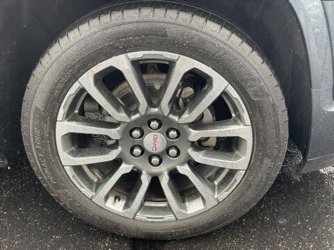 2020 GMC Acadia Denali