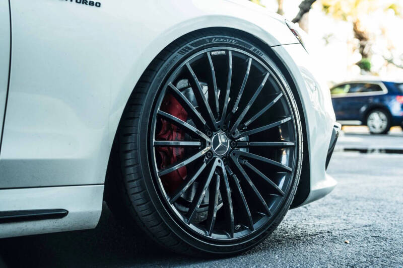 2017 Mercedes-Benz S-Class AMG S 63