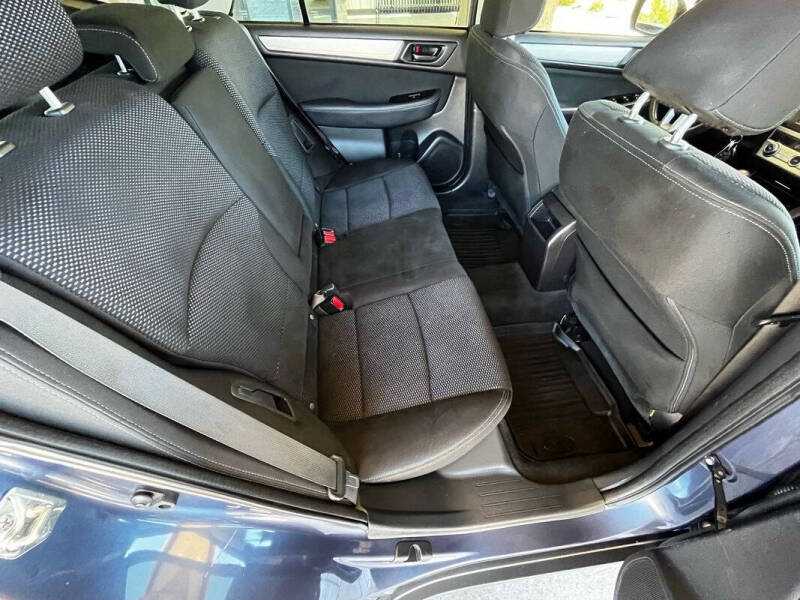 2017 Subaru Outback 2.5i