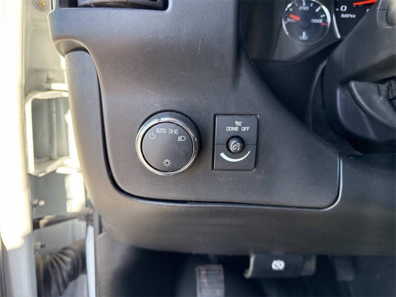 2024 Chevrolet Express 2500