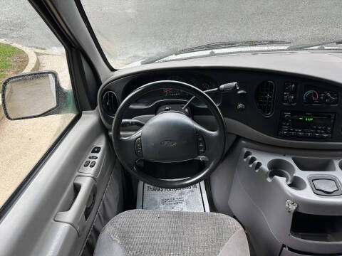 2001 Ford E-Series E-350 SD XLT