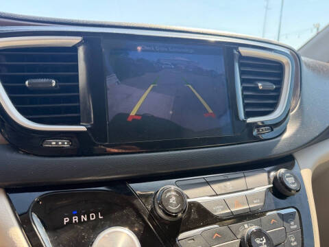2017 Chrysler Pacifica Touring