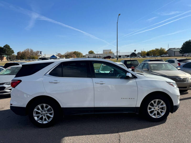 Chevrolet Equinox's photo