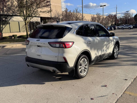 2020 Ford Escape SE